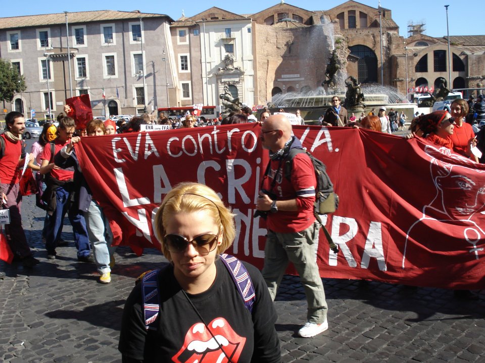 L'indignazione deve continuare. Manifestazione a Roma, la testimonianza di una g