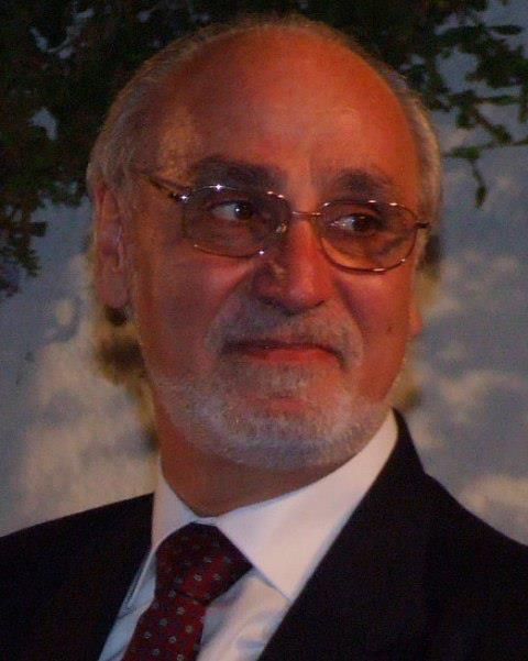 Informazione Precaria, incontro a Lecce con il Presidente Ordine dei Giornalisti Enzo Iacopino Informazione Precaria, incontro a Lecce con il Presidente Ordine dei Giorna