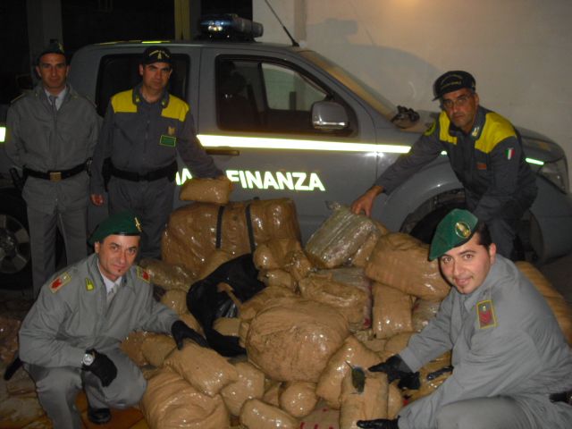 Intervento Guardia di Finanza di Lecce