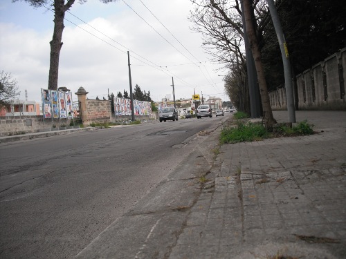 Strada da fare schifo: ecco via Monteroni