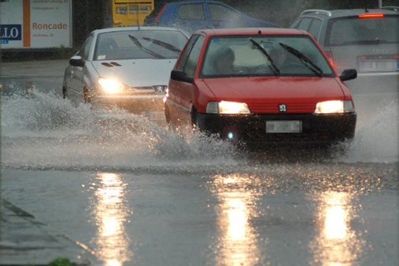 Meteo: in arrivo venti forti, rovesci e mareggiate