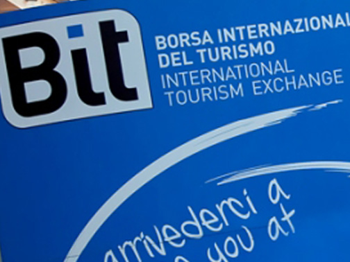 Bit: la Puglia presenta “Masserie sotto le stelle, la prima notte bianca in masseria” Bit: la Puglia presenta “Masserie sotto le stelle, la prima notte bianca in mass