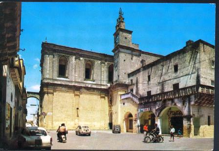 Immagini d'archivio Ruffano: sindaco e assessori riducono la propria indennità di carica