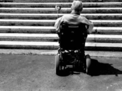 Immagine d'archivio Robot evoluti per persone disabili: un progetto dell'Unione Europea