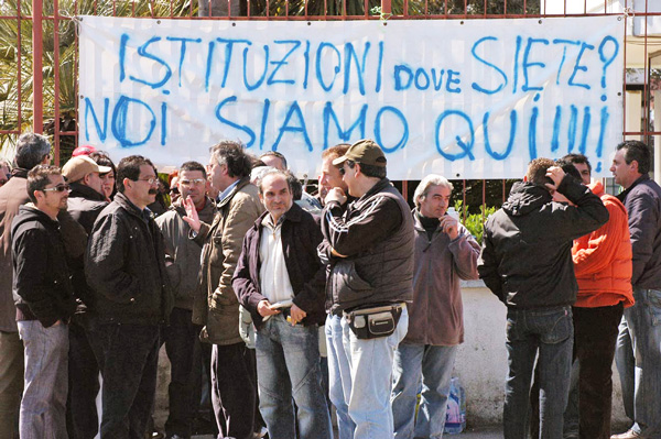 Vertenza Adelchi: parte oggi la richiesta per il tavolo nazionale interministeriale Vertenza Adelchi: parte oggi la richiesta per tavolo nazionale interministeriale