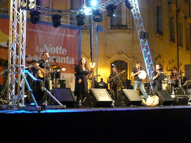 palco di lecce notte della taranta