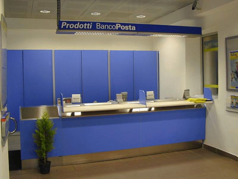 Immagine d'archivio Castromediano, rapina con bottino all'ufficio postale