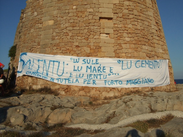 Porto Miggiano: prosegue la battaglia degli ambientalisti contro le colate di cemento Porto Miggiano