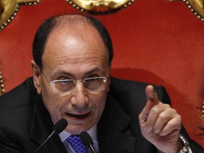 Schifani e Fitto a Bari: l'unità della nazione non è in pericolo Renato Schifani presidente Senato della Repubblica