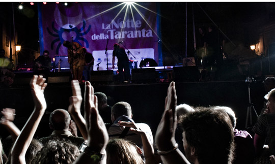 Ascolta. Questo è il mio morso. Quindici anni di Festival della Taranta Ascolta. Questo è il mio morso. Quindici anni di Festival della Taranta