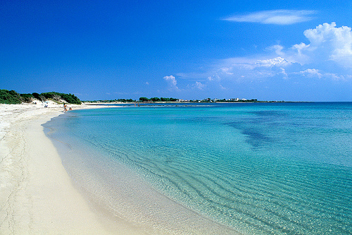 Per Pasqua Porto Cesareo si fa bella: parte la pulizia straordinaria