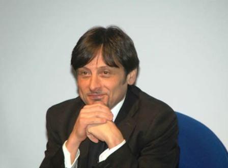 Immagine d'archivio Vendemmia 2011: l'Assessore Stefàno nel Salento a Galatina per il taglio del na