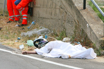 Strade killer: due morti in Puglia 