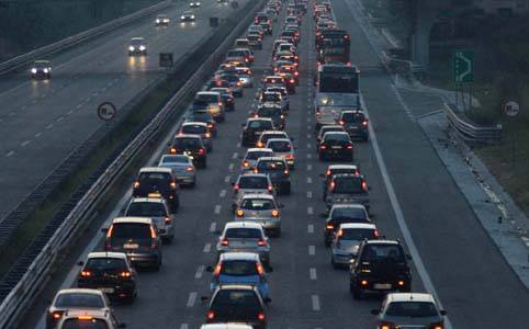 Traffico: autostrade in tilt, ma non troppo