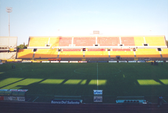 stadio Via del Mare Lecce-Bari a porte chiuse: questione di ordine pubblico