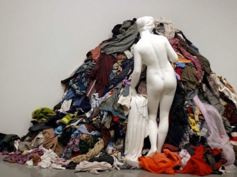 venere degli stracci pistoletto a lecce