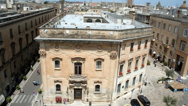 Nuovo look per due piazzette nella Città di Lecce