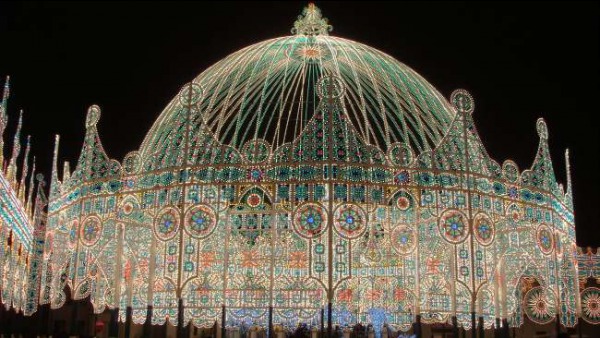 "Luminarie" De Cagna: a Maglie un'arte chiamata luce