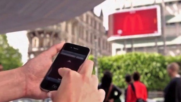 cartellone luminoso stoccolma mc donald's