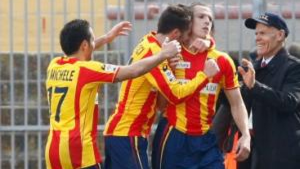 Emozioni da A: festa Lecce. Vittoria nel derby e salvezza matematica