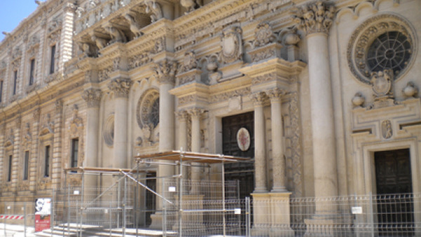 Restauro della Basilica di Santa Croce a Lecce: domani vertice presso il Comune 