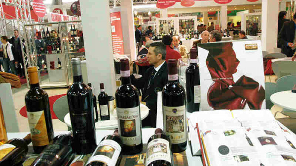 padiglione puglia al vinitaly