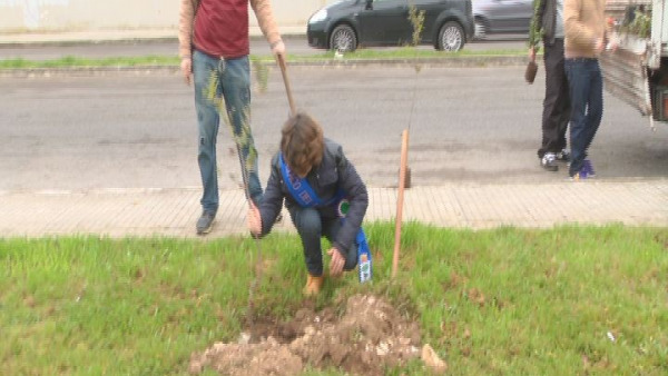 "Più verde per Lecce" con i bimbi dell'Istituto Stomeo-Zimbalo