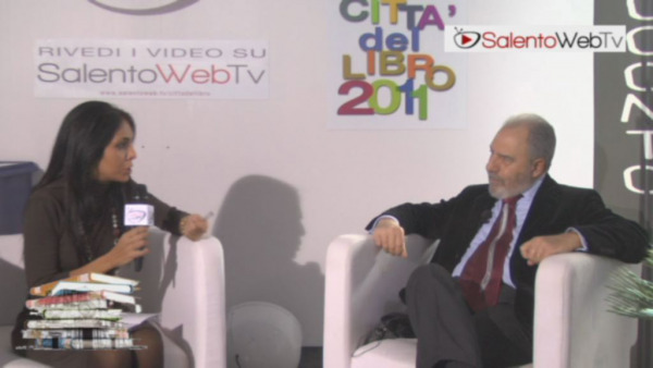 Città del Libro 2011: Antonio Caprarica: "Un salentino e un inglese a pranzo..."