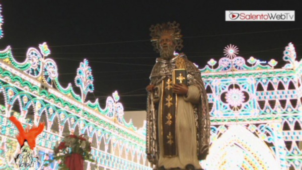 Focara di Novoli 2012: la processione