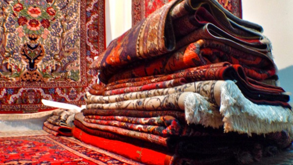 Artigianato a Lecce: l’ultimo restauratore di tappeti persiani