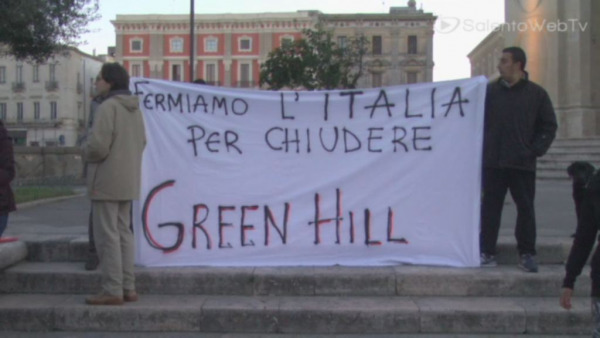 Salviamo i cani di Green Hill. Anche da Lecce gli animalisti:"Chiudete il lager 