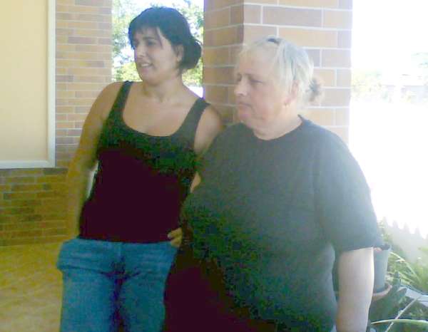 Cosima e Sabrina Misseri Caso Scazzi: consegnata "busta" a Cosima Misseri