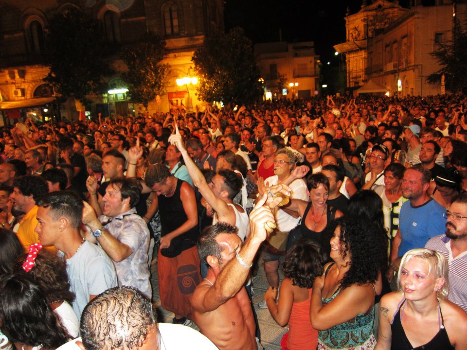 Notte della Taranta 2012: Melpignano attende oltre 80mila "tarantati". Ecco le m