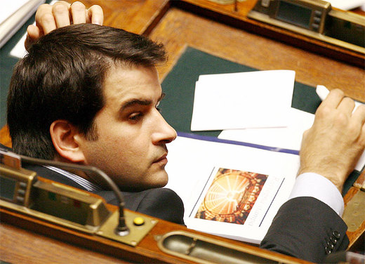 Raffaele Fitto Fitto assicura: "Nessun problema con regioni speciali"