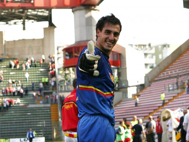 Antonio Rosati, portiere U.S. Lecce Rosati applaude la sua difesa: "Mi sento al sicuro"
