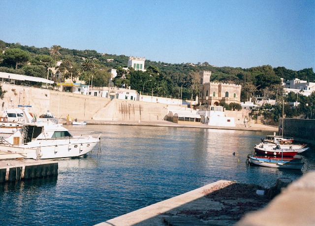 Tricase porto Tricase, sbarcati venti extracomunitari