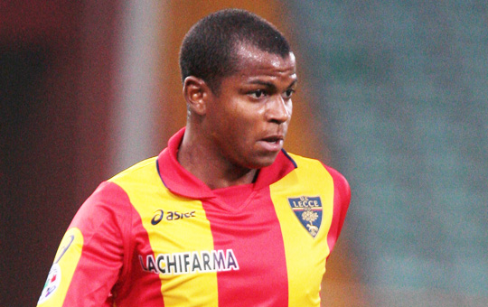 Angelo Mariano de Almeida, uno dei possibili giocatori che lasceranno il Salento Lecce, mercato in fermento tra arrivi e partenze