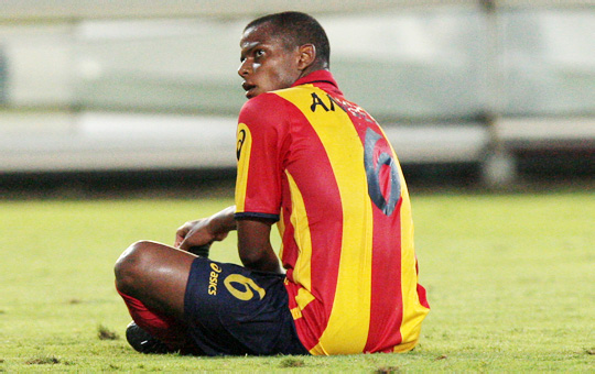 Angelo Mariano de Almeida, difensore U.S. Lecce Angelo: "La promozione? Dipende tutto da noi"