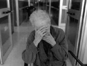 Immagine d'archivio Truffa di 5 mila euro a pensionata leccese