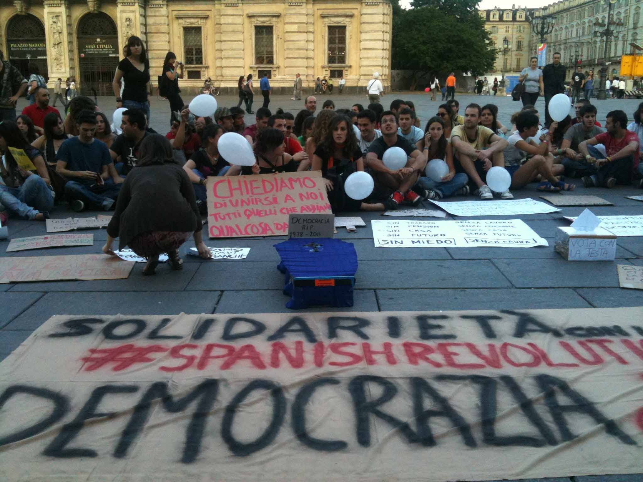 Indignados: da Madrid al resto del mondo Indignados