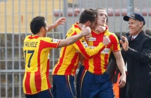 Emozioni da A: festa Lecce. Vittoria nel derby e salvezza matematica