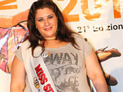 E' Ornella Chiapperini di 147 chili "Miss Cicciona d'Italia 2011"