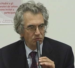 Sanità. Sforamento di 900 milioni di euro. Fiore illustra il piano e Vendola presto a Roma Tommaso Fiore