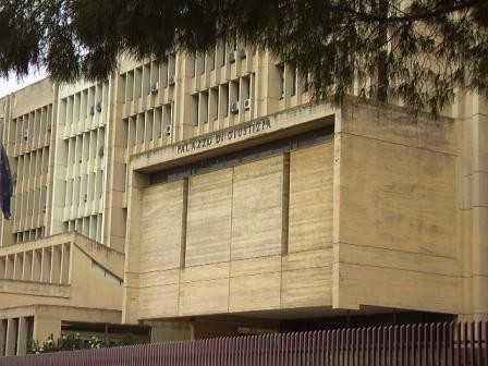 Tribunale Lecce Stop alle indagini sui minori, accuse confermate