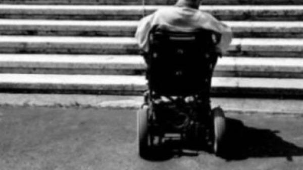 Robot evoluti per persone disabili: un progetto dell'Unione Europea