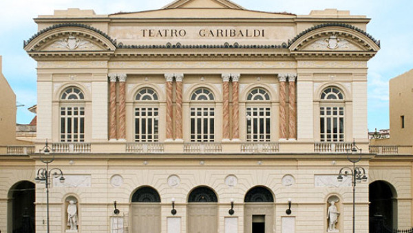 Teatro Garibaldi al gran completo per Shurhùq