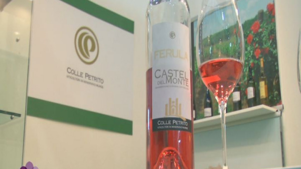 A Vinitaly 2012 riflettori puntati sul vino delle Cantine Colle Petrito